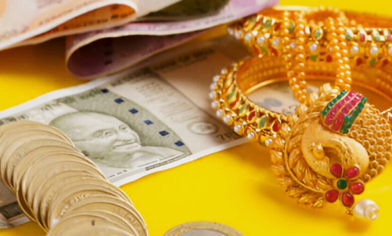 Central government mandates sold mark on hallmarked gold jewellery